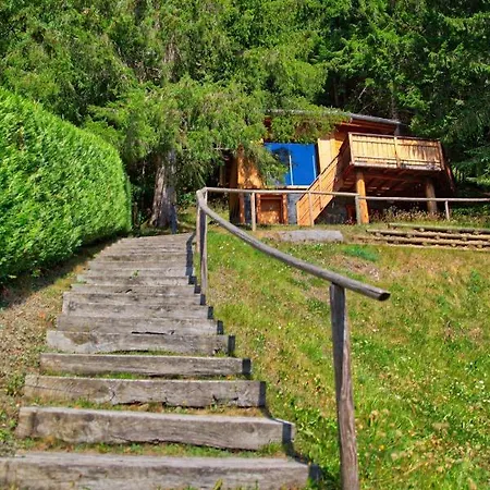 Dans Les Arbres Bed & Breakfast Saint-Jean-dʼAulps